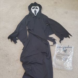 Black Ghostface Halloween Costume with Hood and Mask